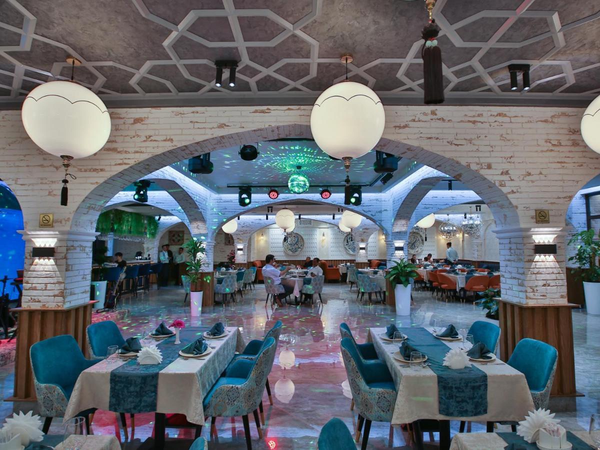 Paradise Plaza Luxury Hotel Bukhara Eksteriør bilde